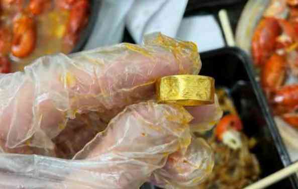 一克拉的戒指多少錢(一克拉戒指多少錢2015)