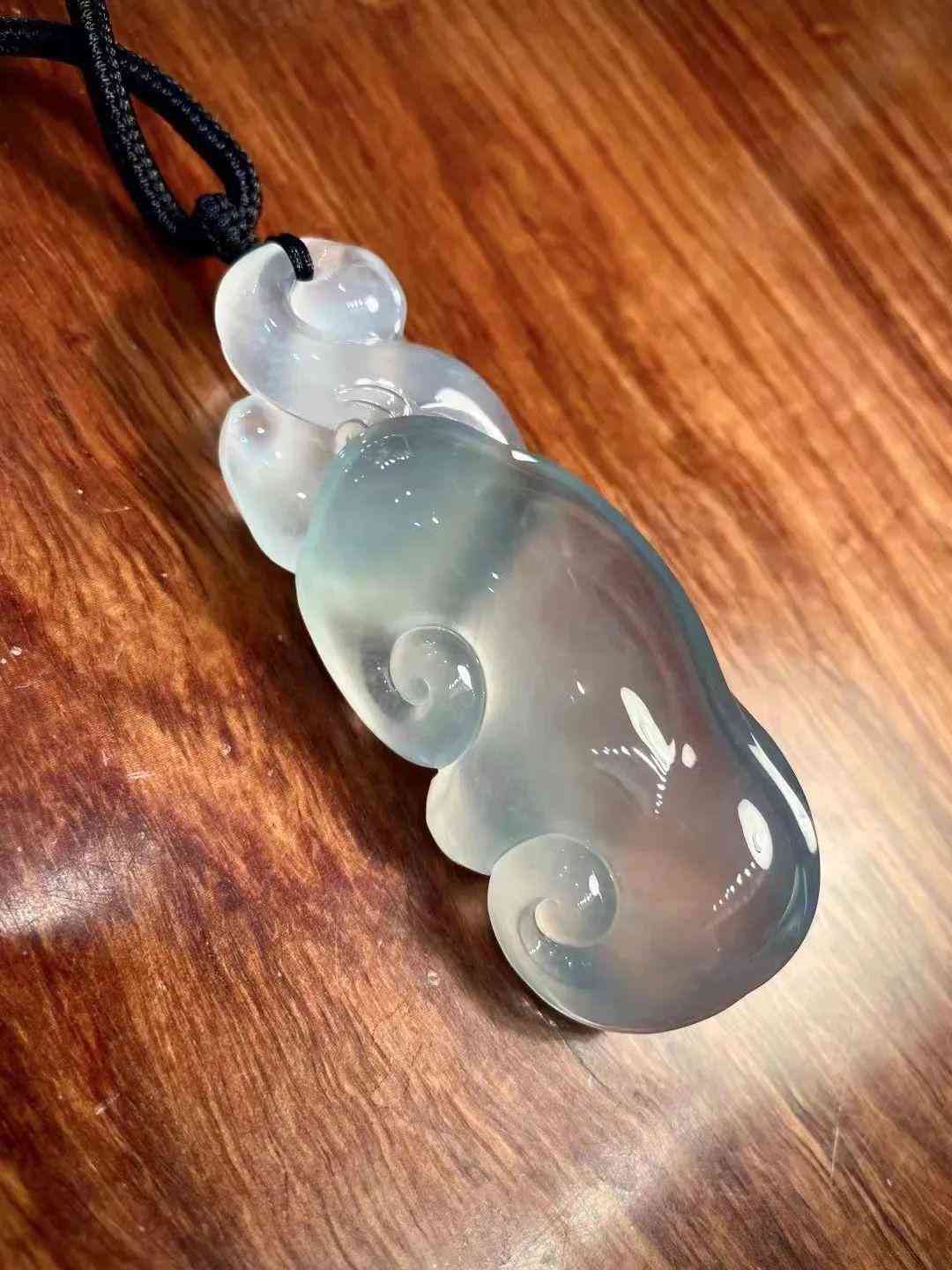 怎么鑒定玉的品質(zhì)(怎樣鑒別玉的品質(zhì))