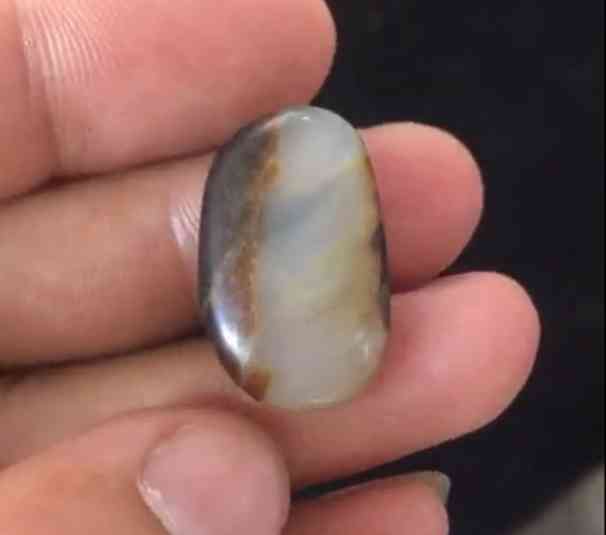 和田玉吊墜寓意(水滴和田玉吊墜寓意)