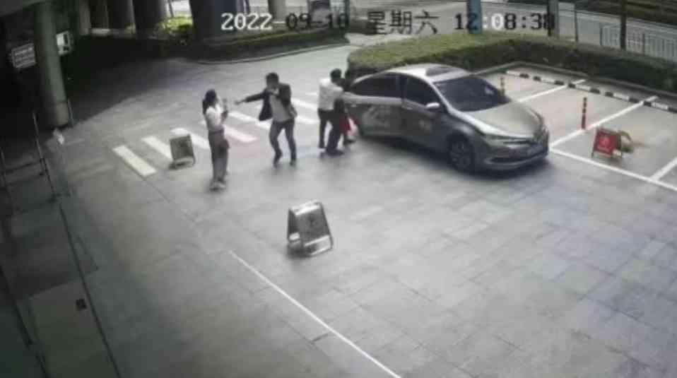 白銀手鐲多少錢一克(白銀手鐲多少錢一克2020年)