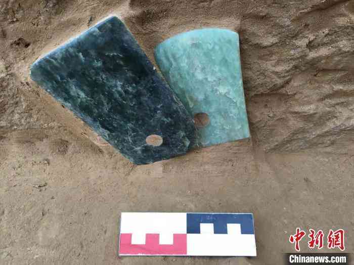 玉鐲怎樣保養(yǎng)會(huì)越來(lái)越透(玉鐲怎么保養(yǎng)才能變得透)