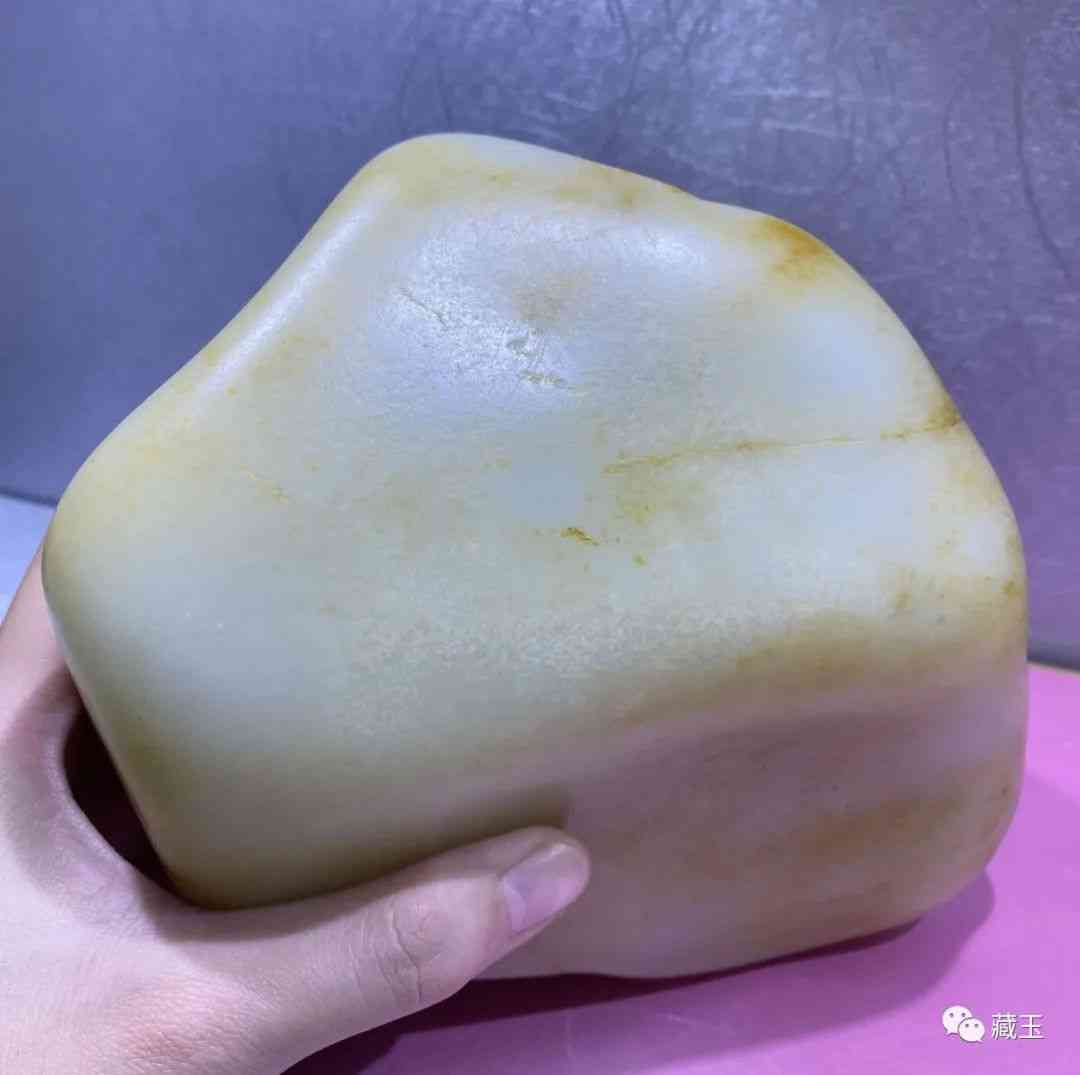 和田玉的八個(gè)等級(jí)價(jià)格(和田玉顏色等級(jí)價(jià)格表)