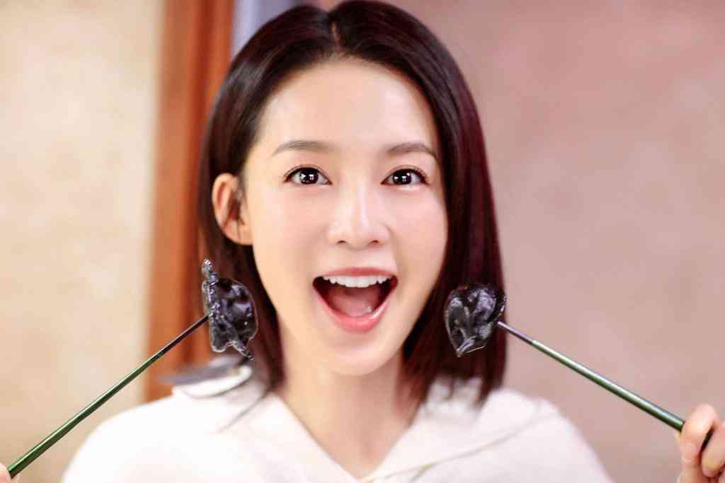 談多久可以買情侶戒指(情侶談多久可以牽手)