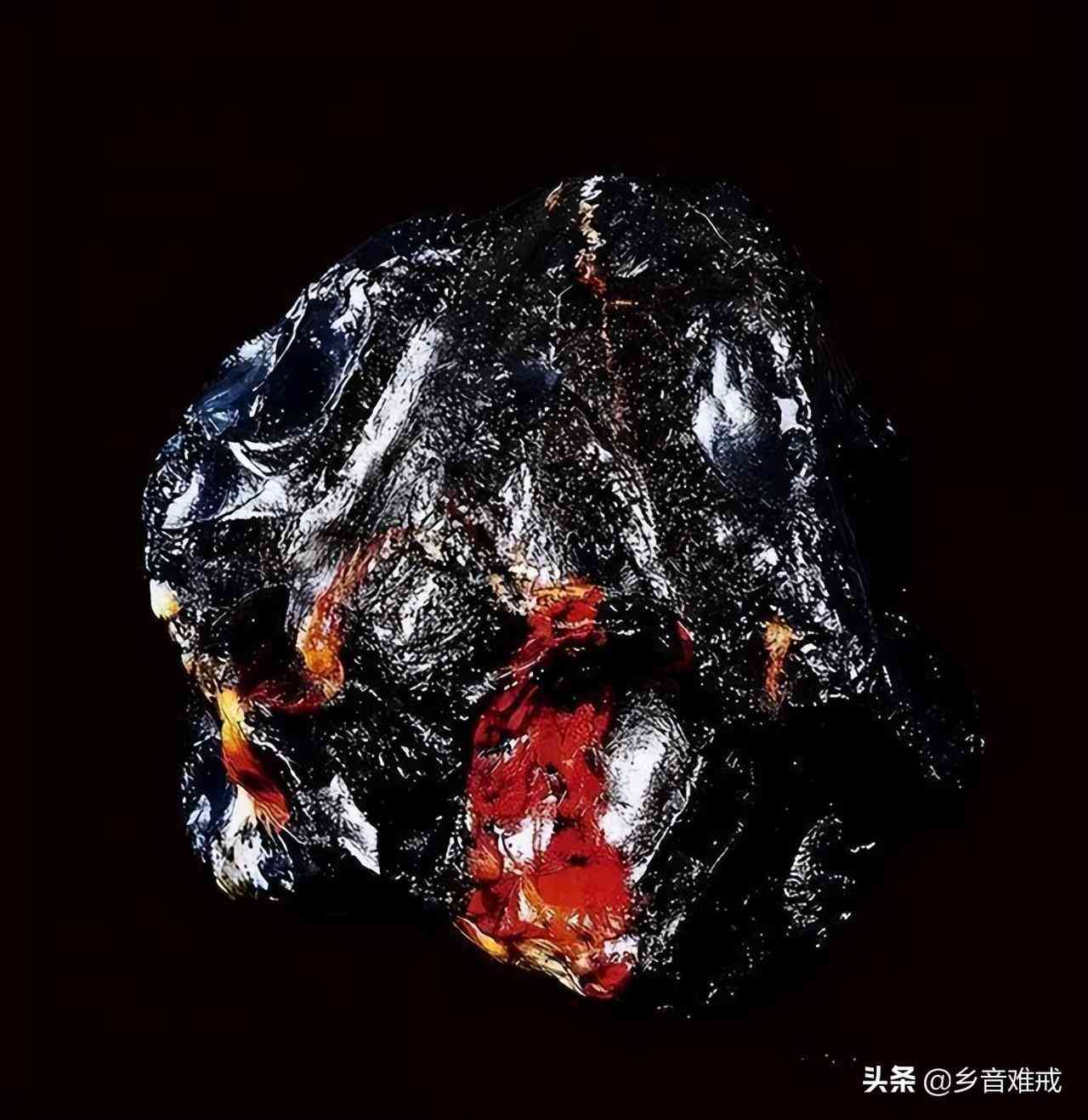 最簡(jiǎn)單鑒定紅寶石方法(鑒定紅寶石的簡(jiǎn)單方法)