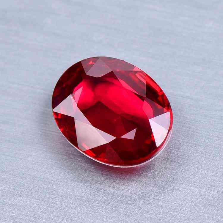 粉晶戴右手的功效(粉晶石戴左手還是右手)