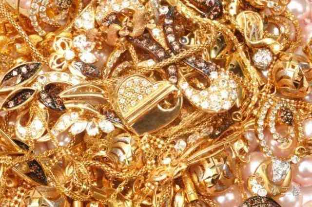 白金925多少錢(qián)一克(925鉑金項(xiàng)鏈多少錢(qián)一克)