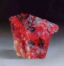 雞血石原石價格鑒別方法(雞血石原石 鑒別方法)