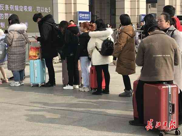 手鐲玉鐲如何鑒別真假(玉手鐲鑒別最簡單方法圖解)