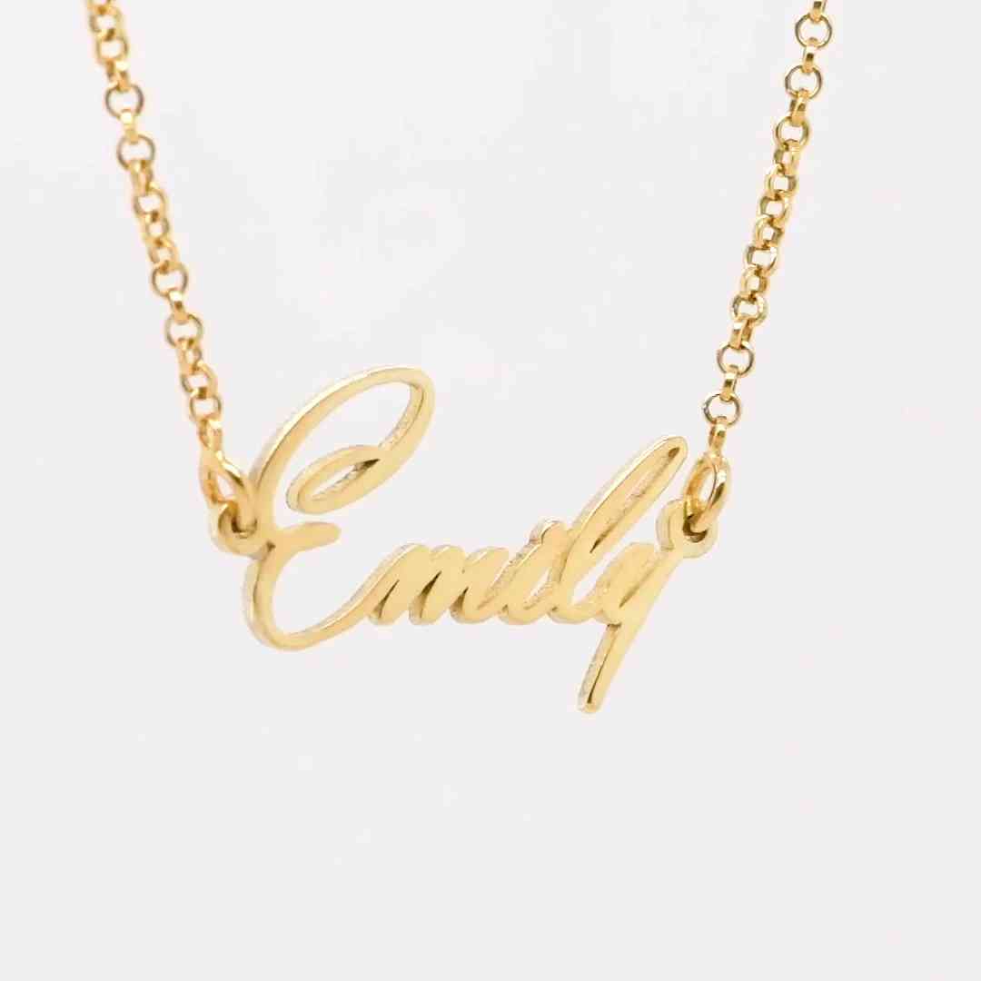 女人長(zhǎng)期戴黃金的好處(女人長(zhǎng)期戴銀手鐲的好處)