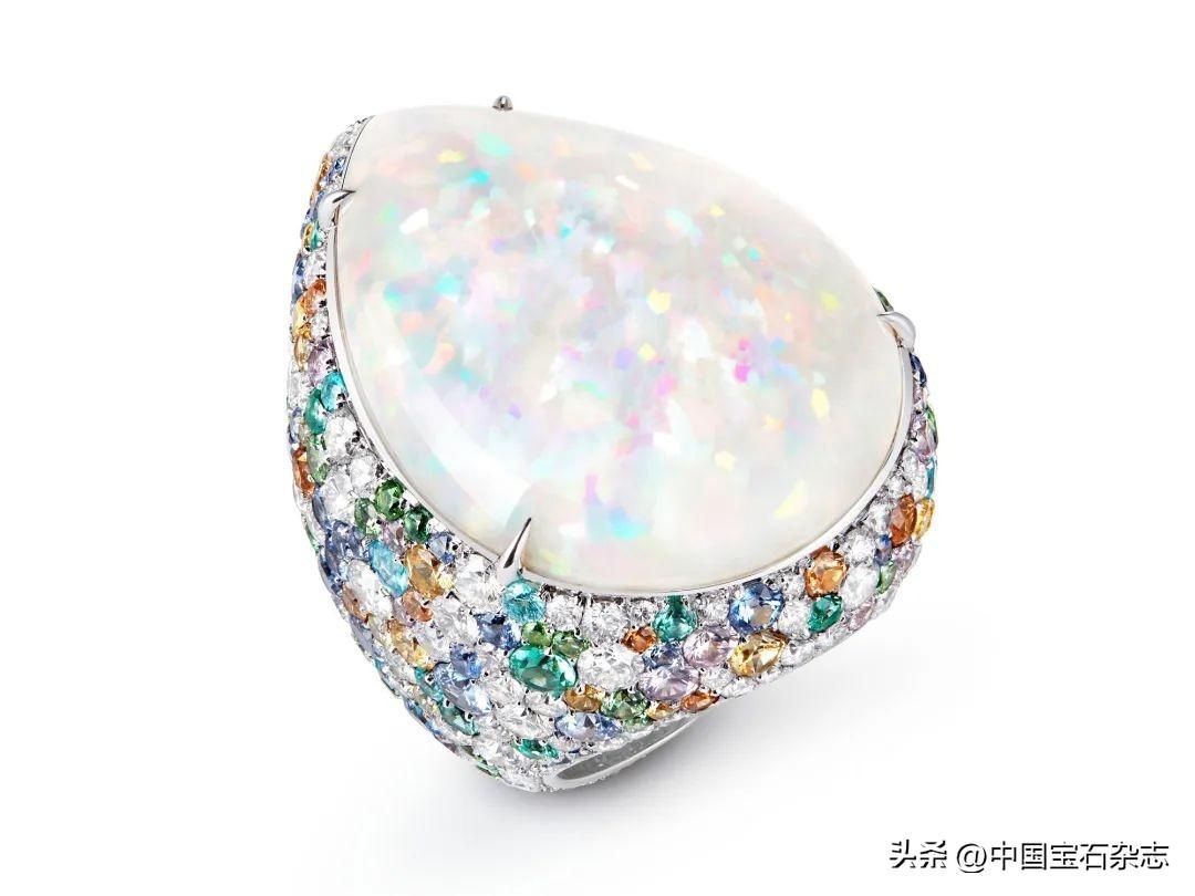 現(xiàn)在最流行的項(xiàng)鏈(現(xiàn)在最流行的項(xiàng)鏈圖片)