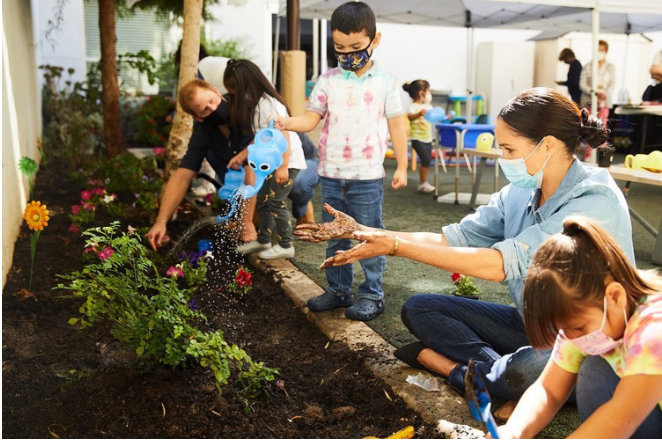 卡地亞手鐲報價(卡地亞手鐲價格官網(wǎng)報價)