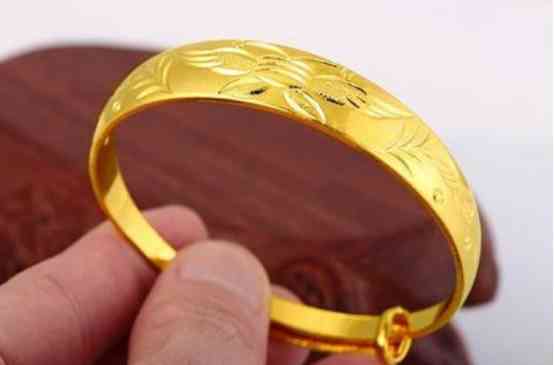 金項鏈女款多少錢一條(女士的金項鏈多少錢一條)