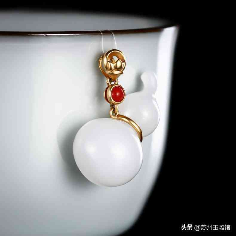 金鑲玉吊墜回收價(jià)格(金鑲玉吊墜怎么鑒定)