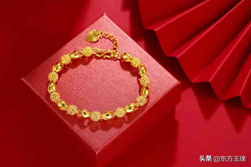 銀手鏈變黑了怎么清洗(銀飾發(fā)黑怎么清洗)