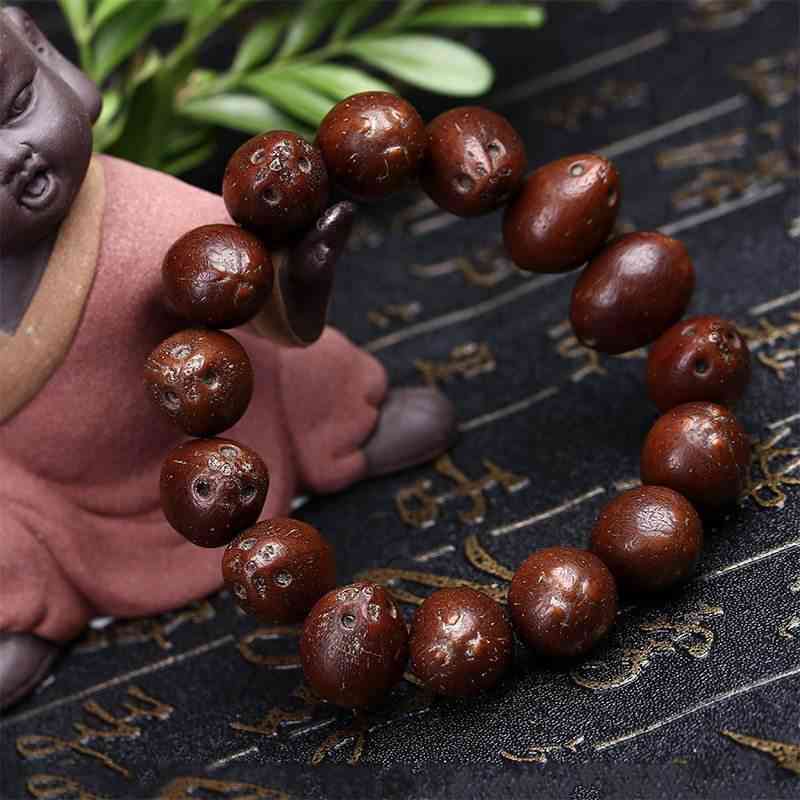 怎么鑒別真假蜜蠟最簡單的辦法(市場上蜜蠟全是假的)