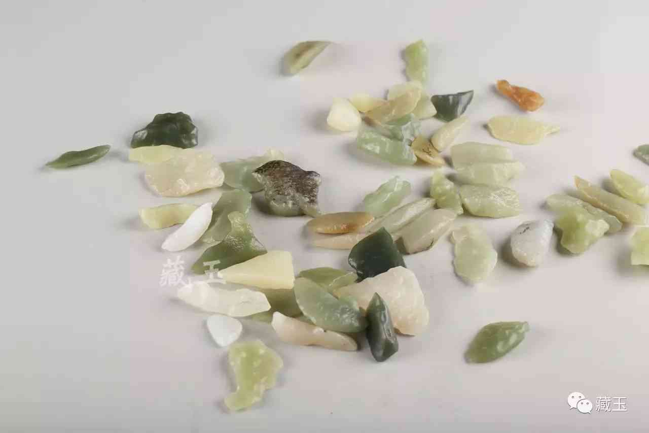 廣西墨玉和和田墨玉對比(廣西墨玉和新疆墨玉打燈區(qū)別)