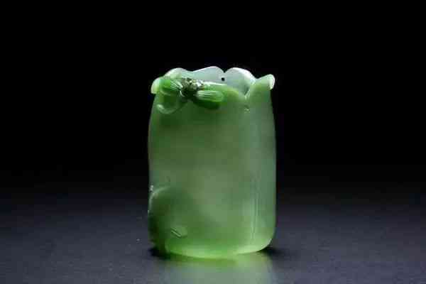 什么是玉髓(什么是玉髓手鐲及圖片及價格)