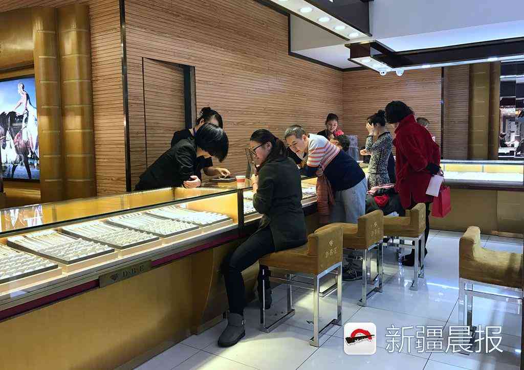 六福珠寶什么檔次的(六福珠寶是什么檔次)