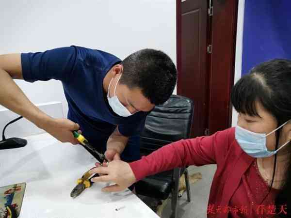 無名指戴戒指什么意思男(無名指戴戒指什么意思男,左手已婚)