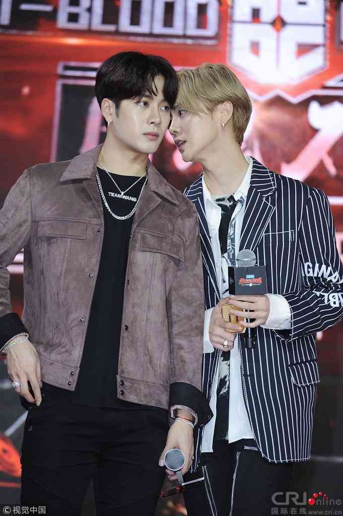 無名指戴戒指什么意思男(無名指戴戒指什么意思男,左手已婚)