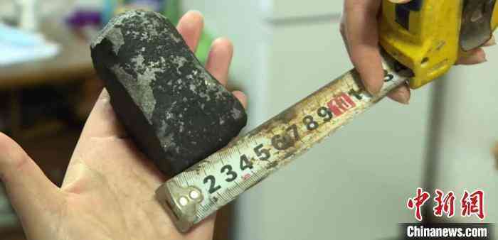 雞血石產(chǎn)地在我國(guó)什么地方(雞血石的產(chǎn)地在哪)