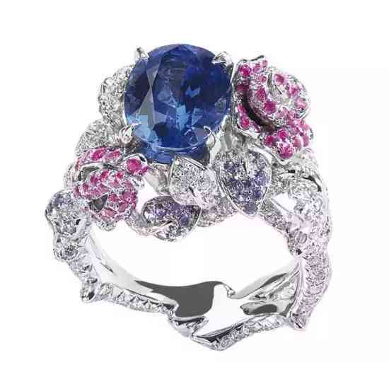 手電筒翡翠鑒別最直接方法(翡翠哪種料最好)