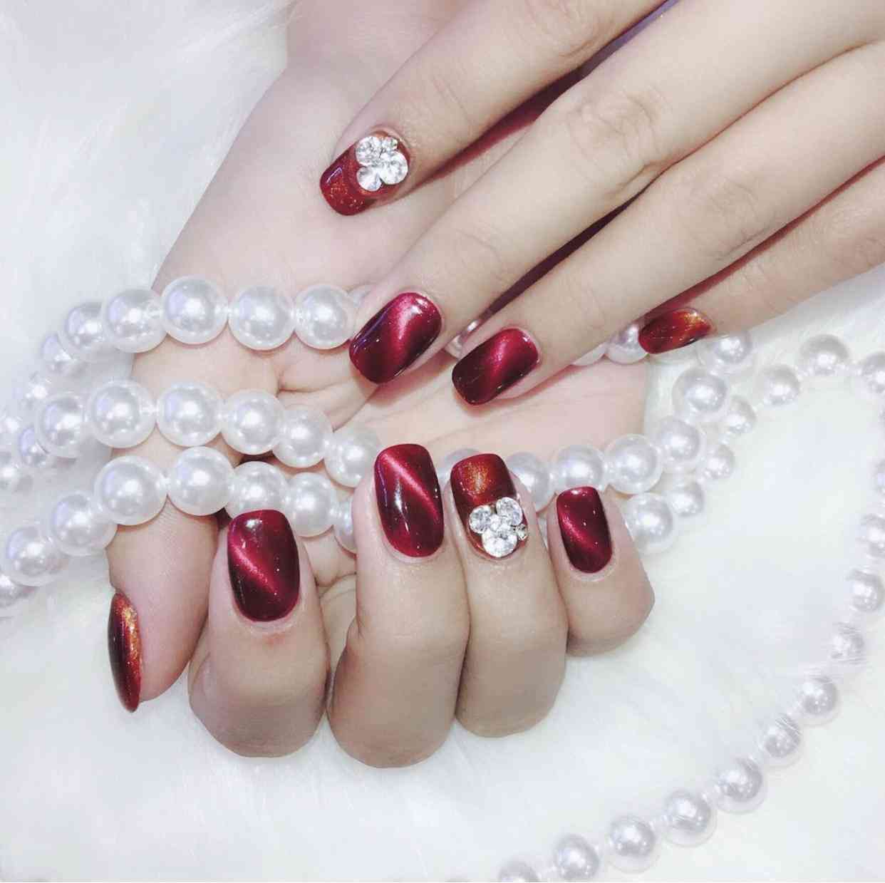 貓眼石一般多少錢(貓眼石一般多少錢一串)