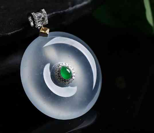 帝王綠翡翠(帝王綠翡翠圖片真品)