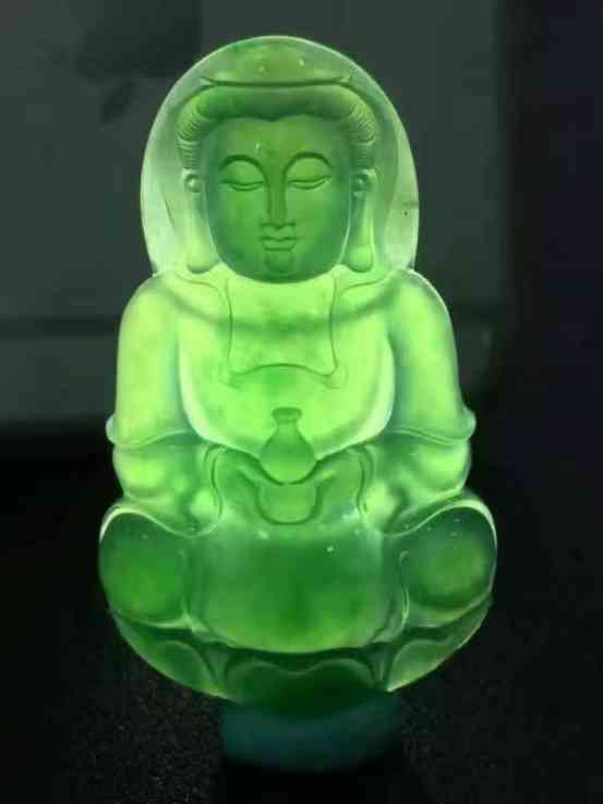 玉鐲斷了怎么處理吉利(玉鐲裂了預(yù)示著什么)