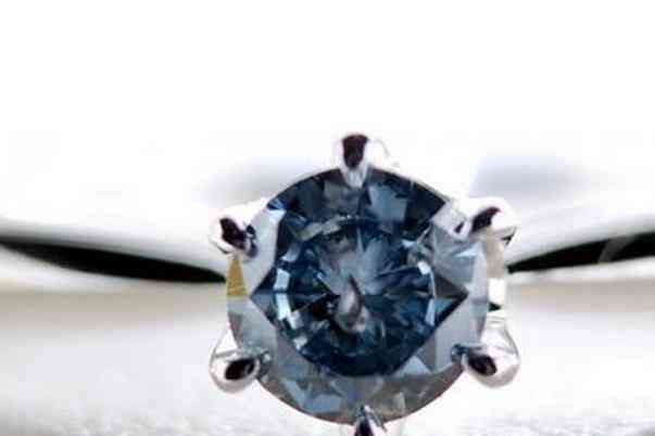 直擊火葬后骨灰變鉆石的現(xiàn)場照