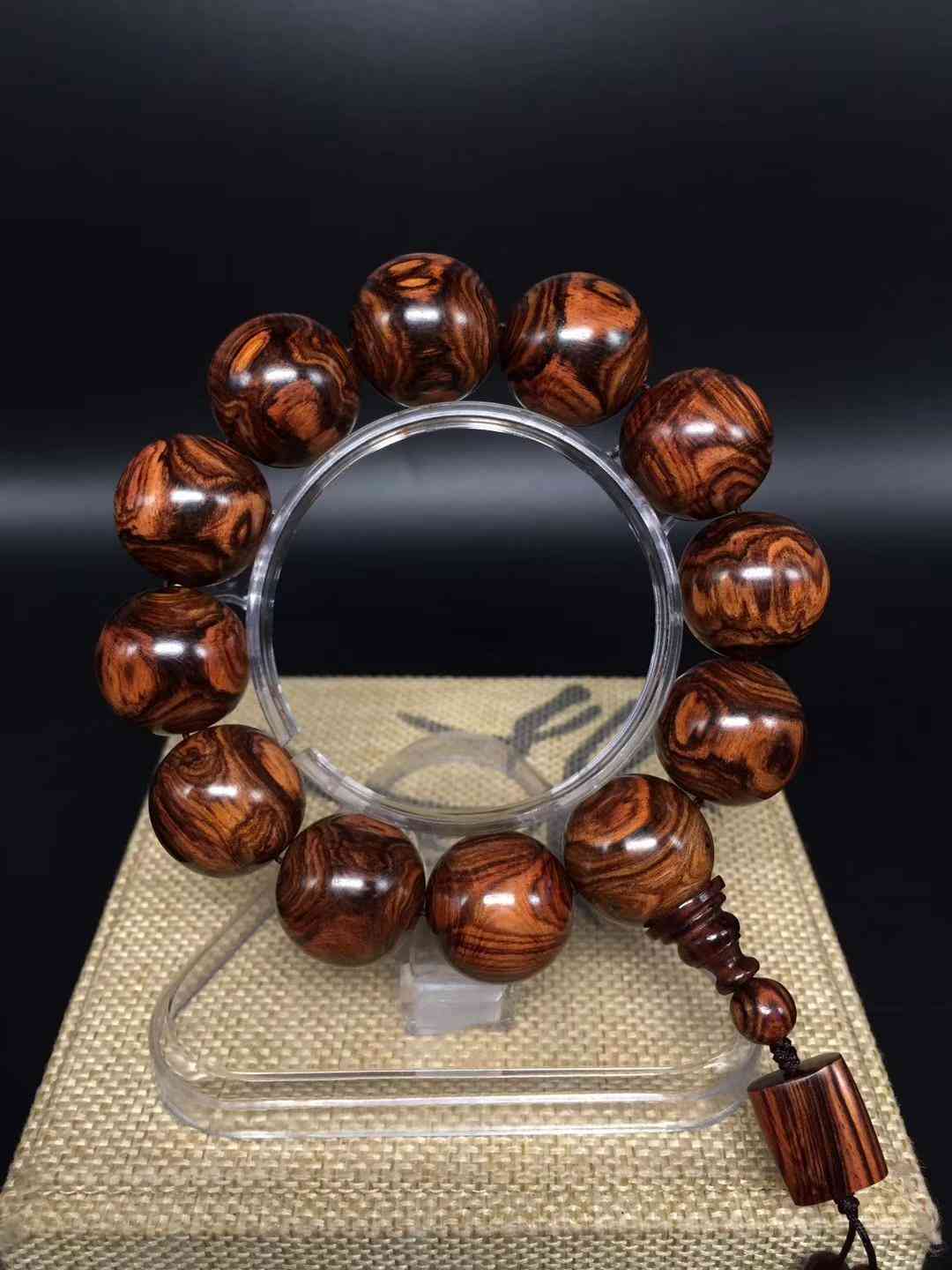 手串戴幾顆合適？珠子顆數(shù)又有什么講究？