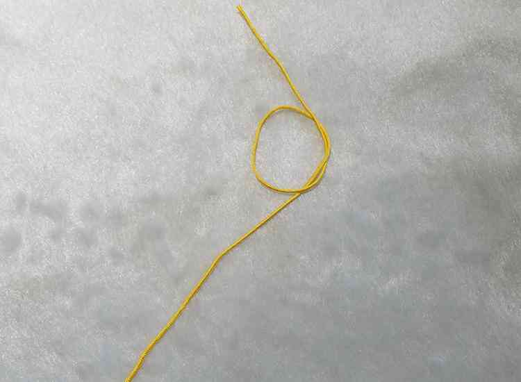 佛頭三通收尾打結(jié)方法(三通手串穿繩方法圖解)插圖4