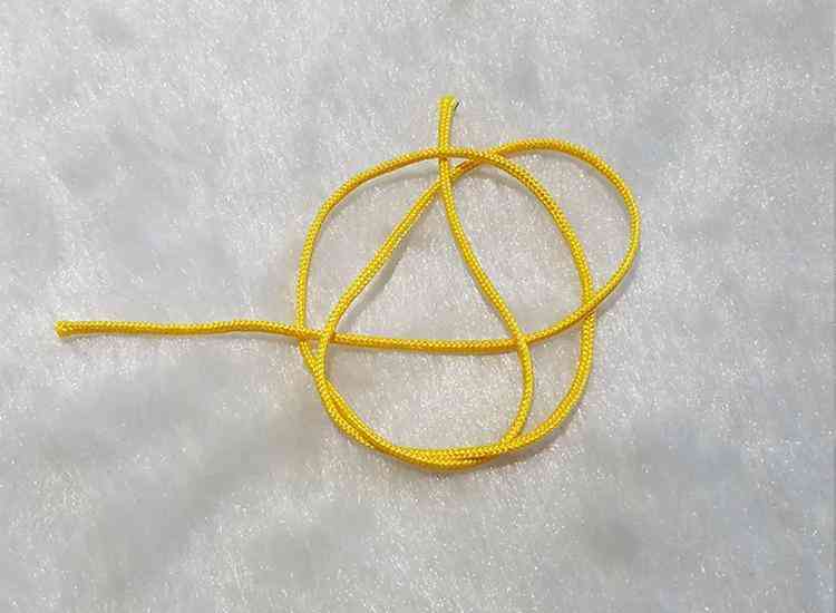 佛頭三通收尾打結(jié)方法(三通手串穿繩方法圖解)插圖8