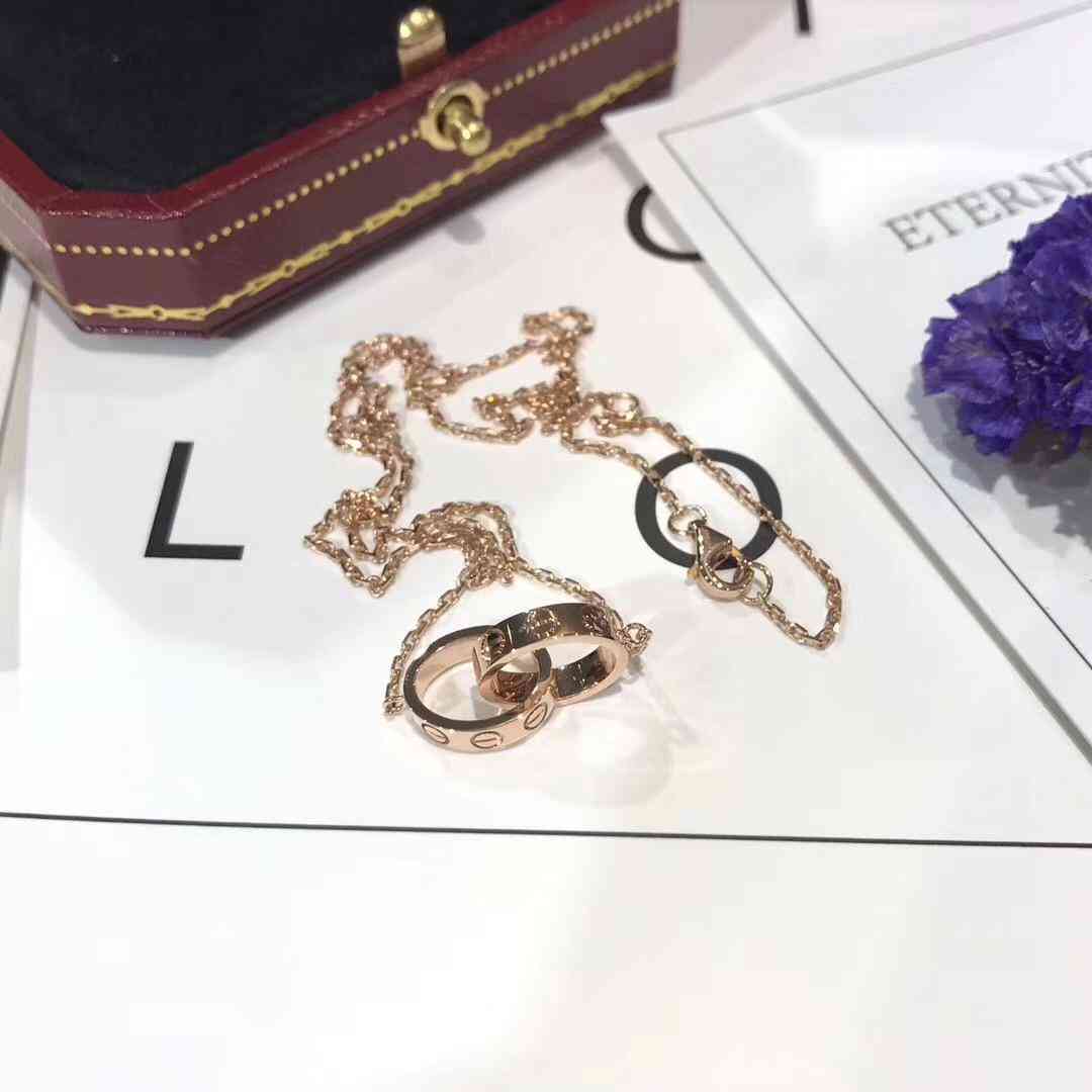 「定制款」卡地亞LOVE雙環(huán)無鉆項鏈緊緊相扣的螺絲雙環(huán)