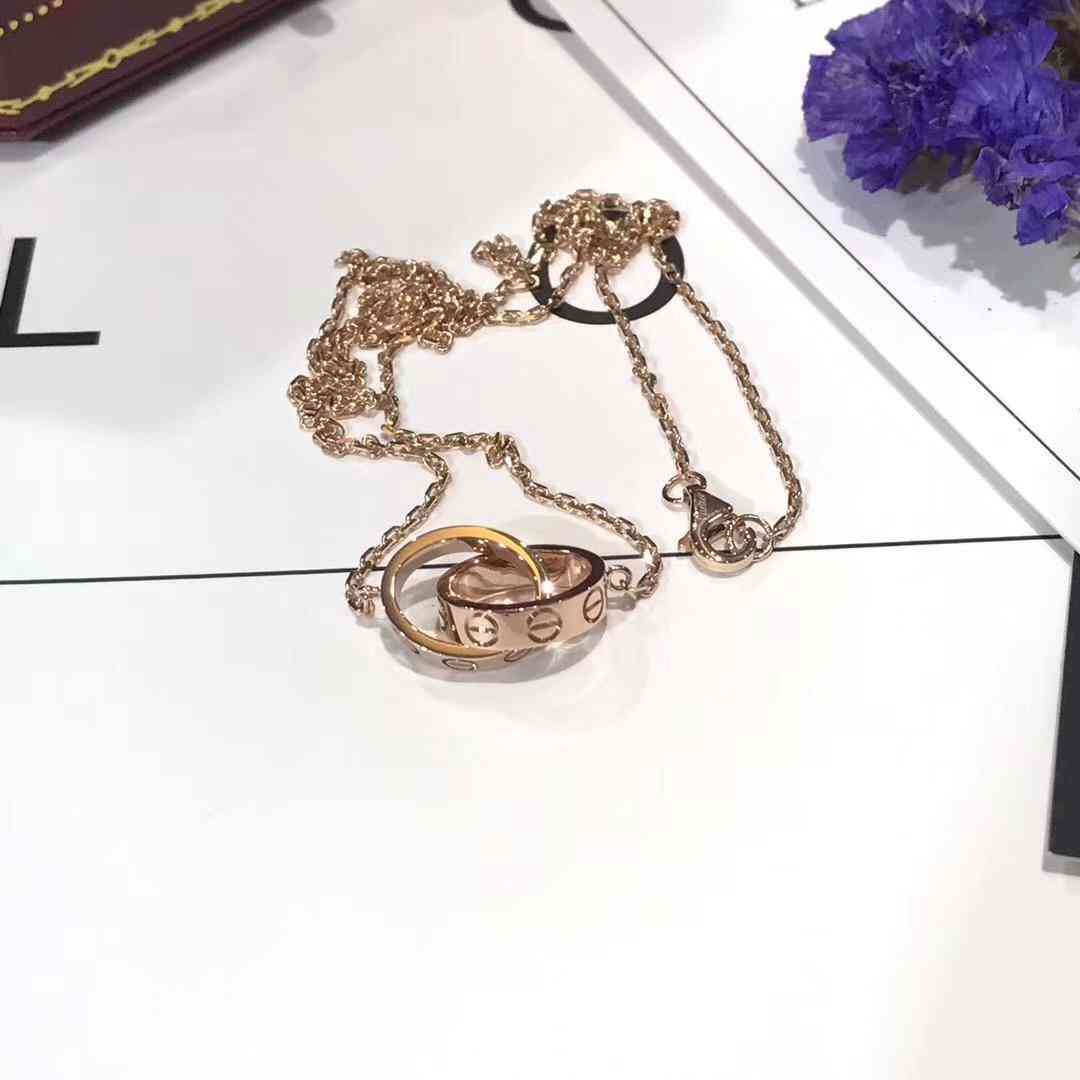 「定制款」卡地亞LOVE雙環(huán)無鉆項鏈緊緊相扣的螺絲雙環(huán)