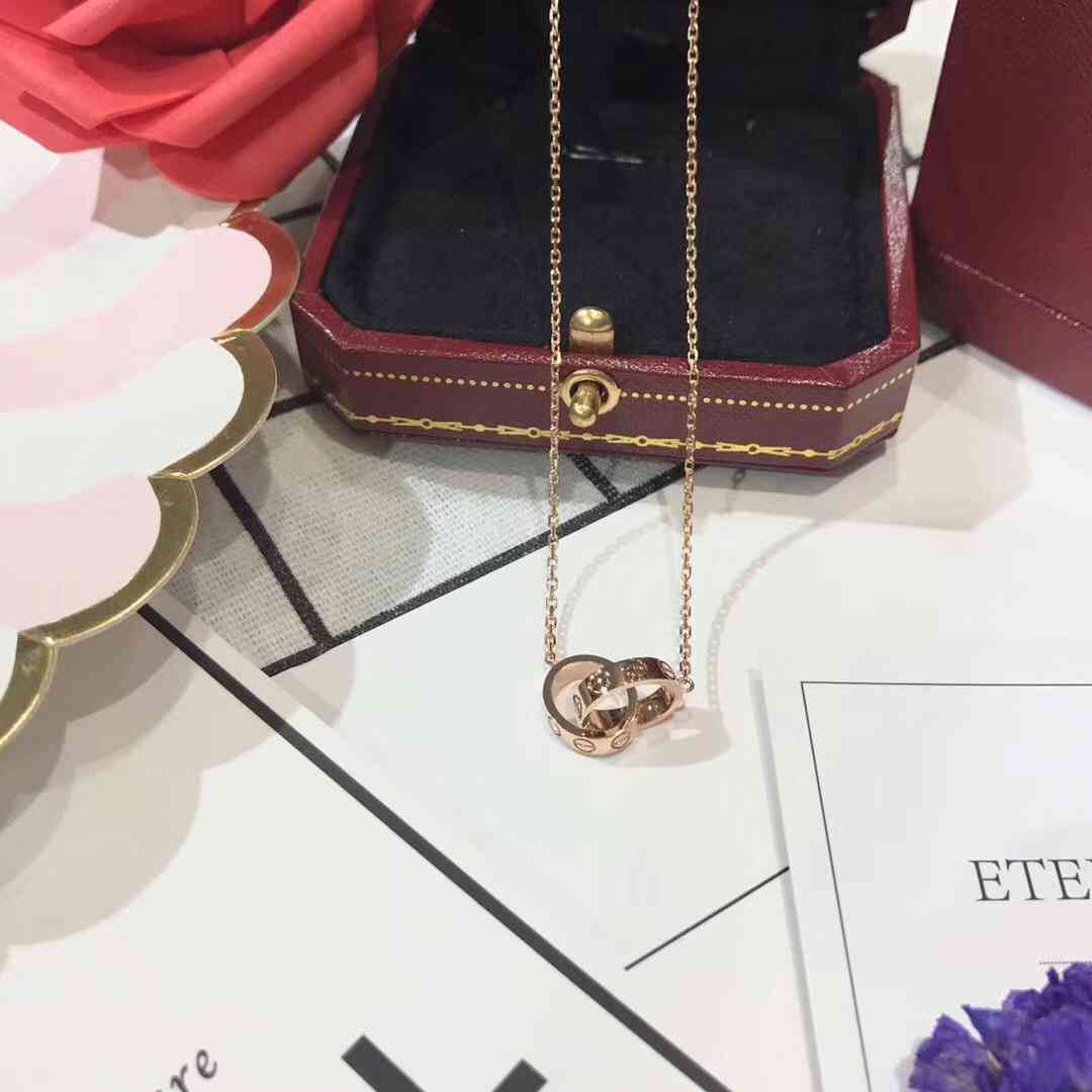 「定制款」卡地亞LOVE雙環(huán)無鉆項鏈緊緊相扣的螺絲雙環(huán)