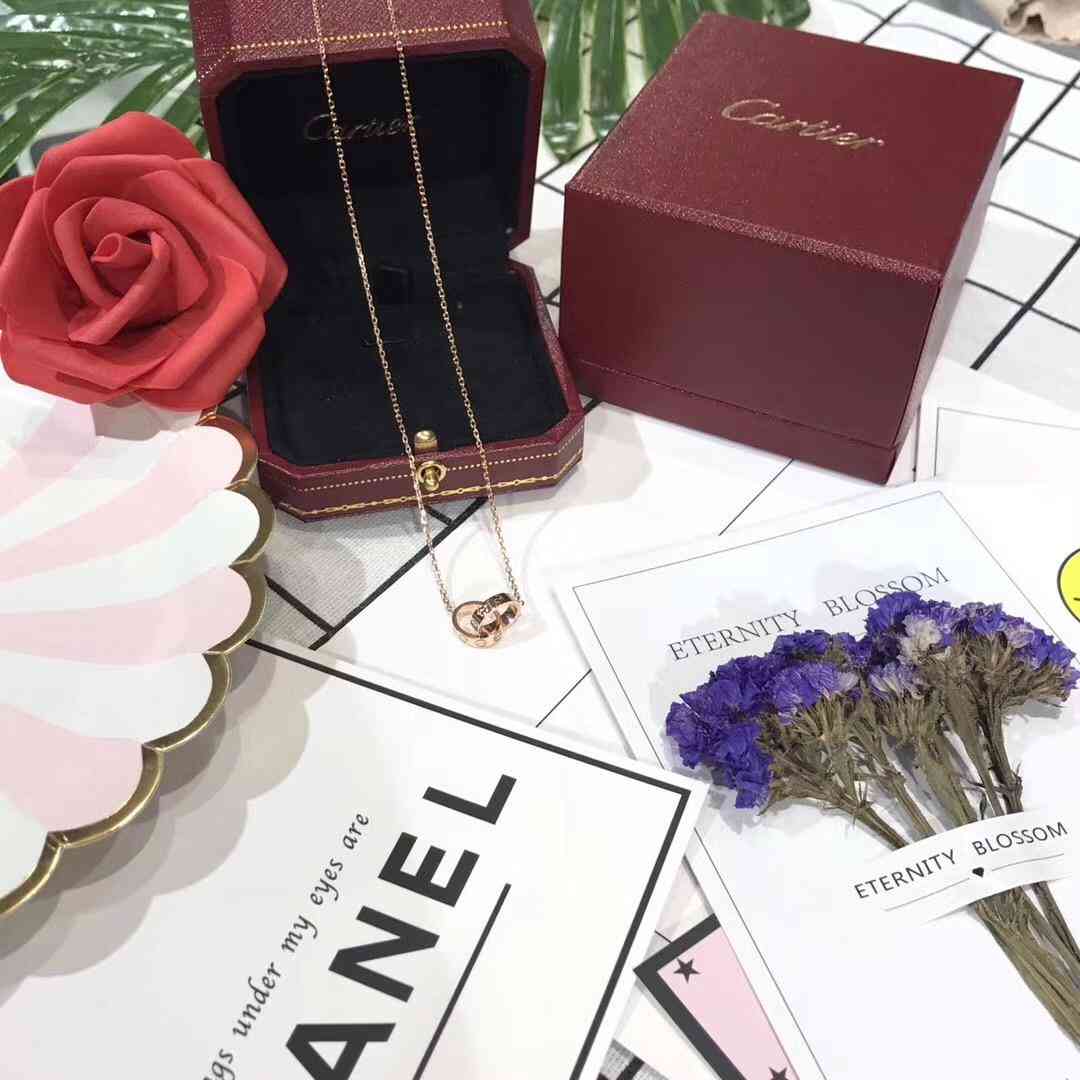 「定制款」卡地亞LOVE雙環(huán)無鉆項鏈緊緊相扣的螺絲雙環(huán)