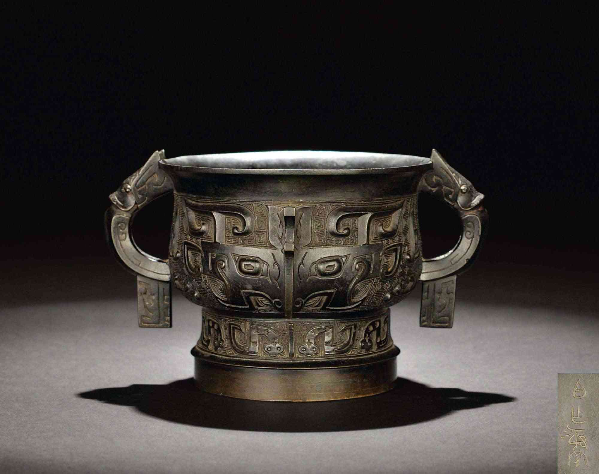 龍王的九個(gè)兒子，老大囚牛，老九貔貅