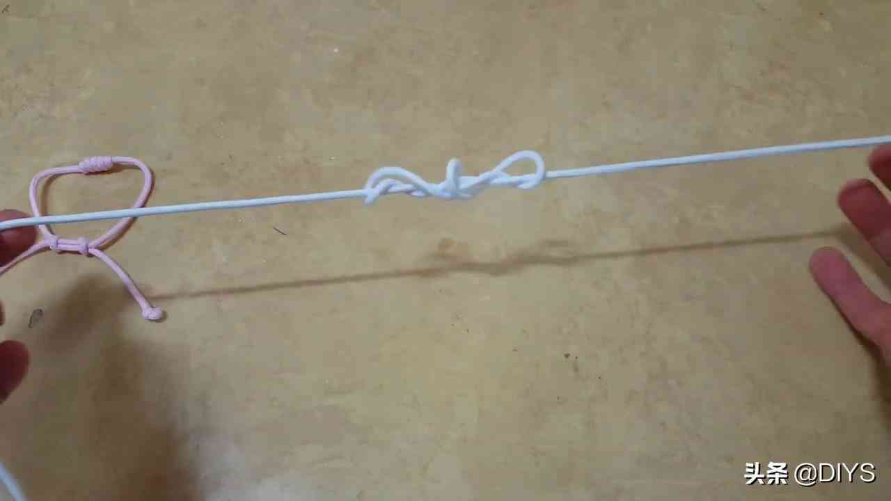 看看如何編抽拉式的手繩，步驟詳細(xì)，簡(jiǎn)單易學(xué)！