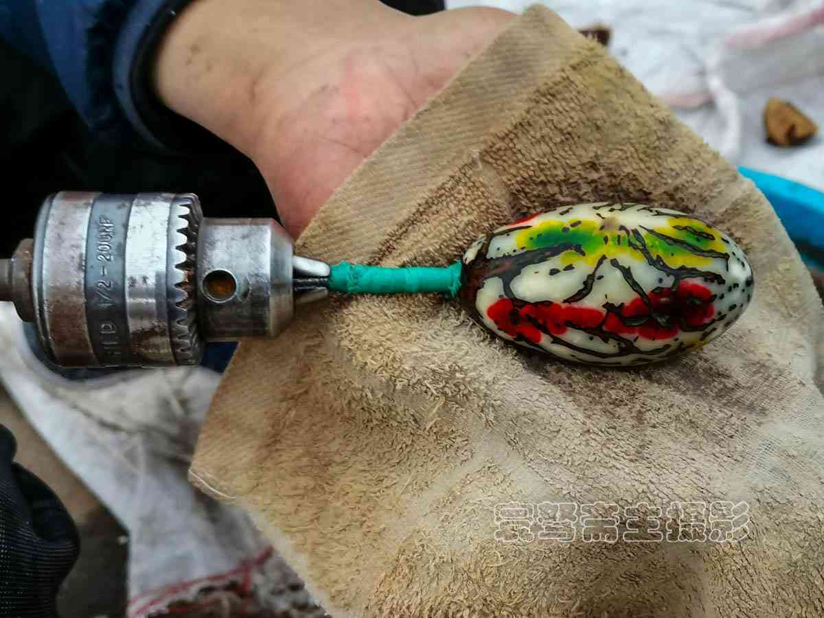 想知道“千眼菩提”是一種什么樣的文玩飾品么，那就來這里看看吧