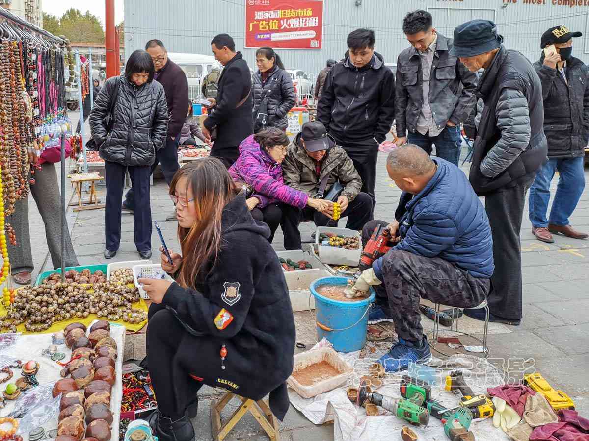 想知道“千眼菩提”是一種什么樣的文玩飾品么，那就來這里看看吧