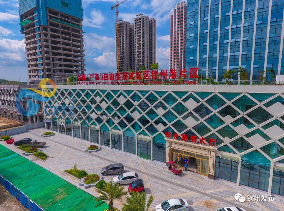 欽州化妝品套盒貼牌(欽州化妝品套盒貼牌)