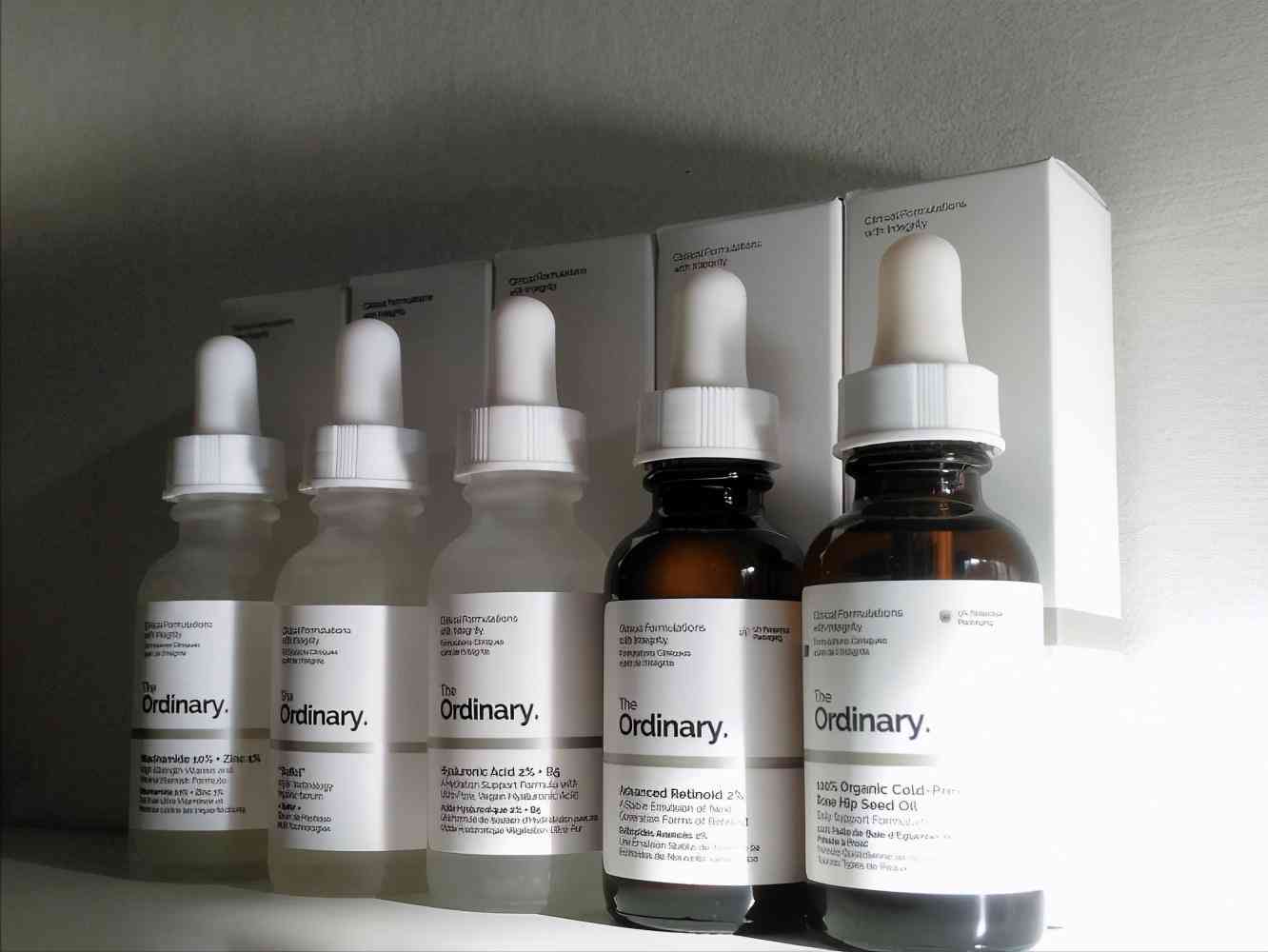 大學(xué)生適合用的化妝品(大學(xué)生適合用的化妝品品牌)