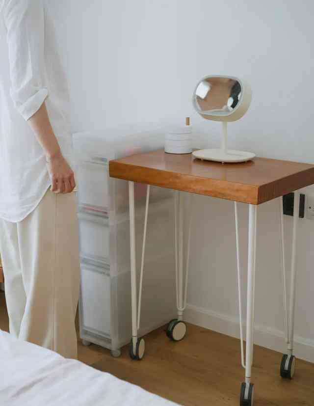 迷你世界化妝品梳妝臺怎么制作(迷你世界如何做洗漱臺)