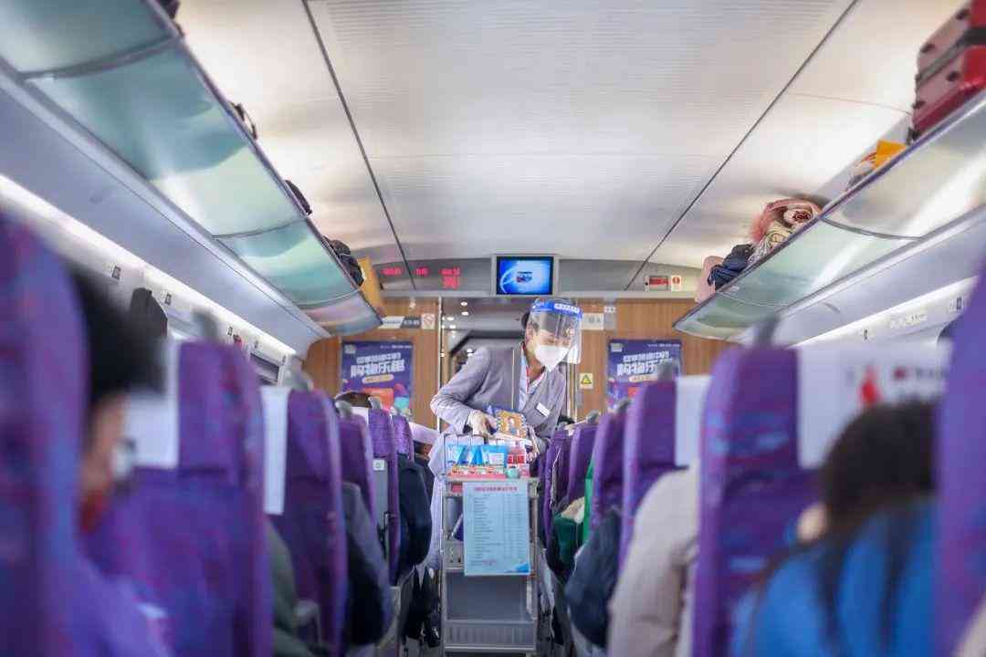 高鐵上賣化妝品可以嗎(高鐵站有賣化妝品的嗎)