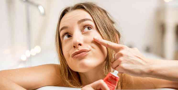 便宜好用的化妝品品牌(化妝品哪個(gè)牌子好用又實(shí)惠)