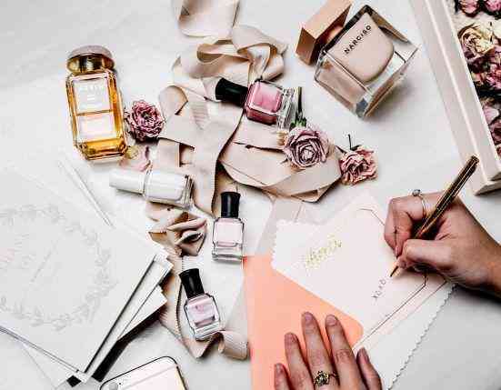 萌萌化妝品優(yōu)選推薦(學(xué)生黨彩妝品牌推薦)