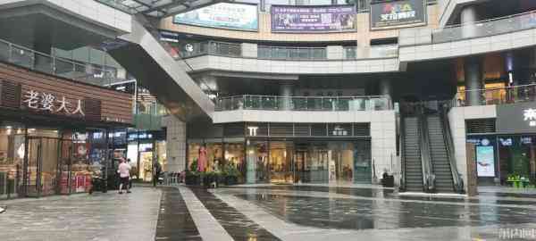 親戚給化妝品怎么回復(fù)她(親戚給化妝品怎么回復(fù)她信息)