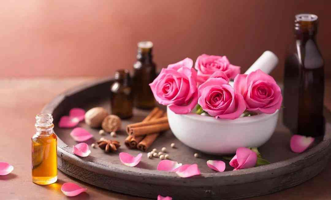 化妝品里的玫瑰精油的作用(化妝品里的玫瑰精油的作用是什么)插圖2