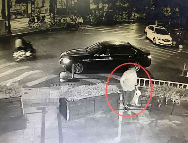 杭州男子買(mǎi)化妝品(杭州買(mǎi)化妝品去哪里)插圖3